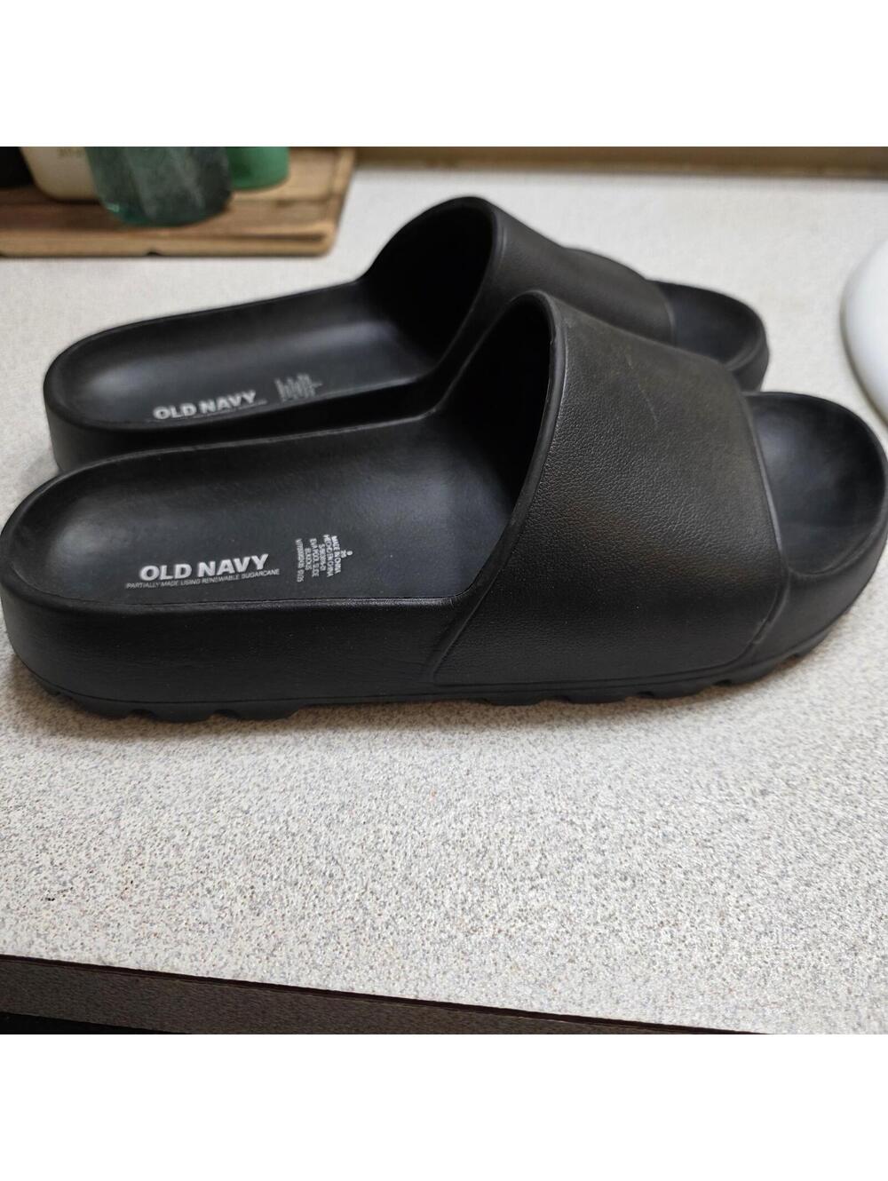 Old Navy Black Slip-On Slide Sandals Size 9 - Picture 3 of 6